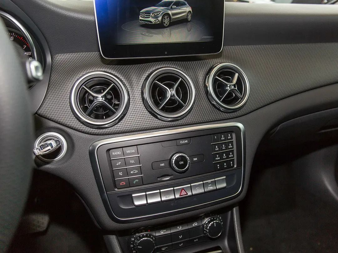 后天正式上市!最便宜奔驰SUV改头换脸 这次估计要火