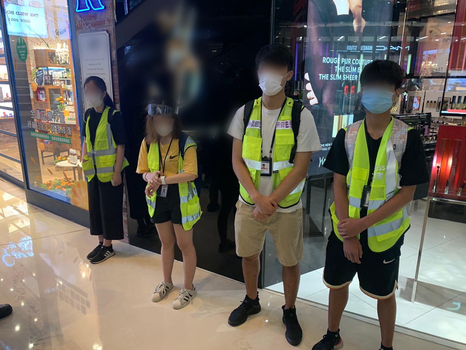 港警查出的“假记者”,图自香港警方脸书