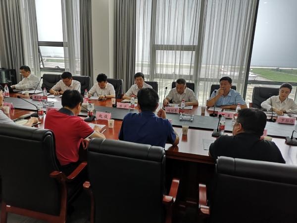 万丰奥特控股集团有限公司总裁陈滨一行来漳河新区考察通航项目