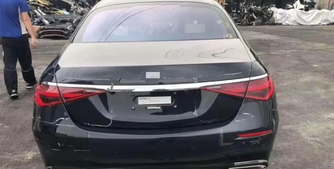 全新奔驰S级即将发布！内饰大改，有望取消2.0T车型！