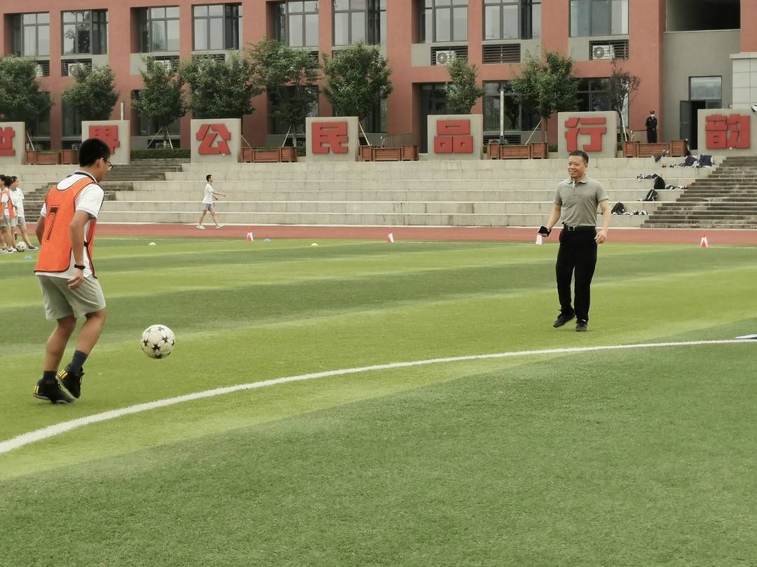 首届蔡崇信“以体树人”杰出校长评选30强出炉!成都名校长陈刚入选