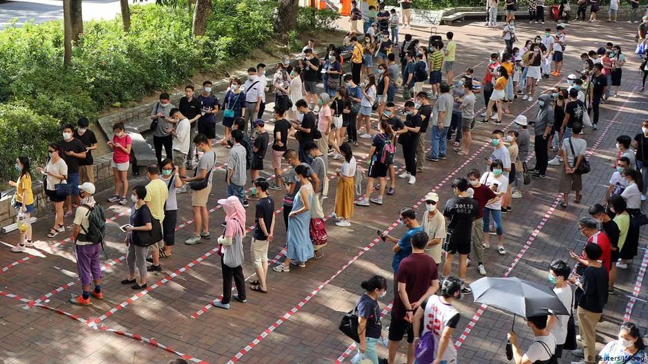 ▲7月13日戴耀廷非法组织所谓立法会候选人“初选”。
