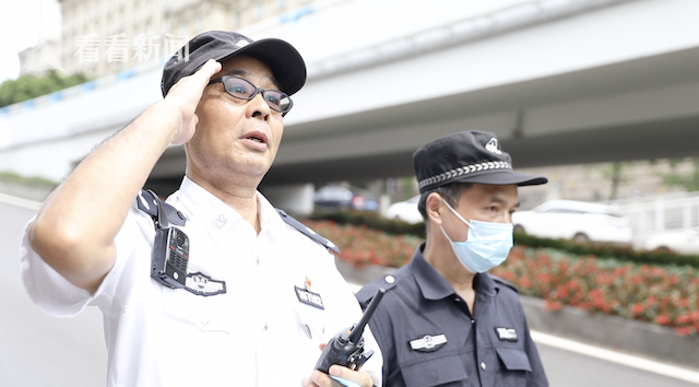 警监风衣_和平精英黄金风衣图片(3)