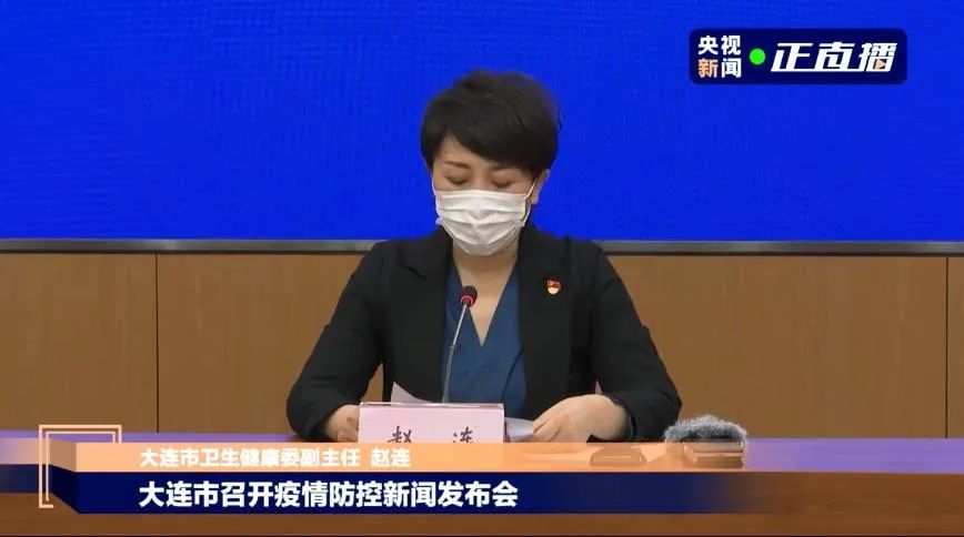 78岁爷爷去新疆旅游12天,9天在隔离!一脸生无可恋…网友在线补刀:回去还有14天