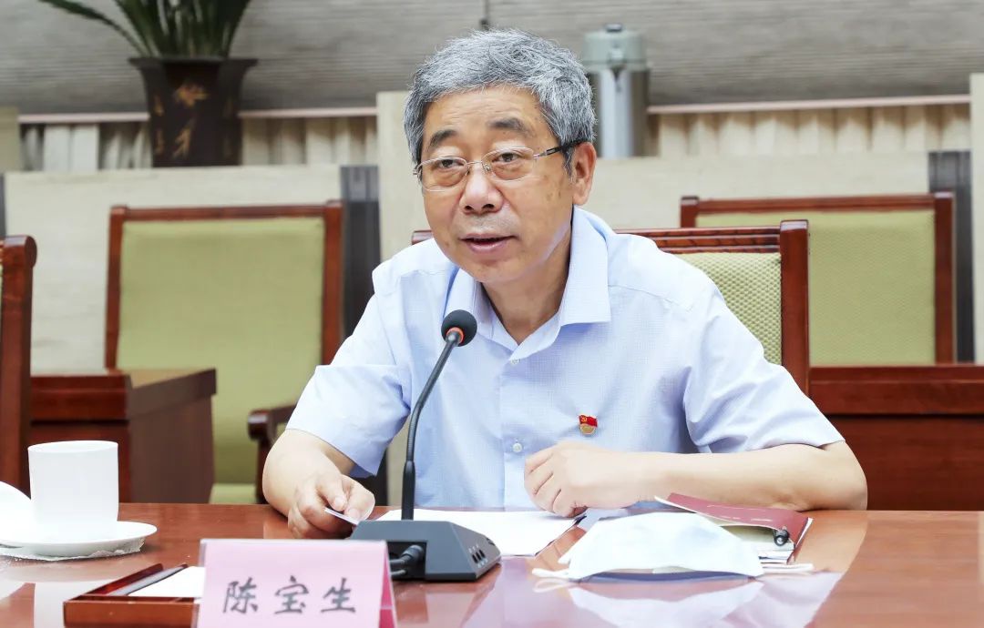 不忘初心,弘扬优良家风!教育部长陈宝生参加支部主题党日活动