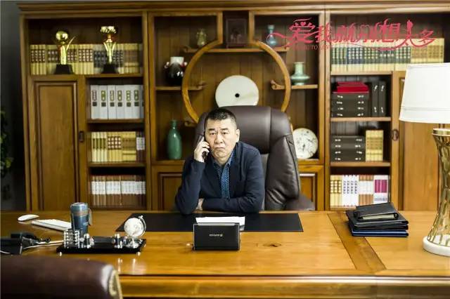 近期最扯淡国产剧!人到50傻白甜,你想装嫩给谁看啊!