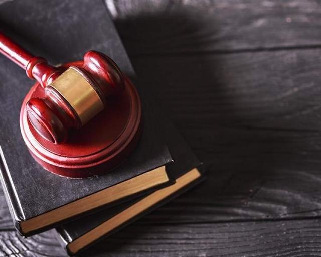 75万元请人代孕生子后,亲生父亲代娃起诉名义母亲,法院判了……