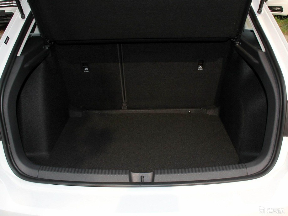 “它是一款充满情怀的教练车” 这辆大众朗逸到底值不值得购买?