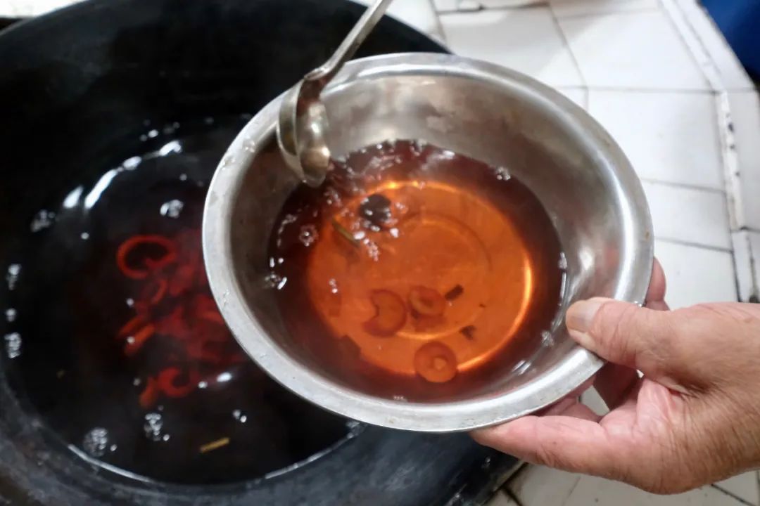 一个小善举 这个家族坚持了300年！