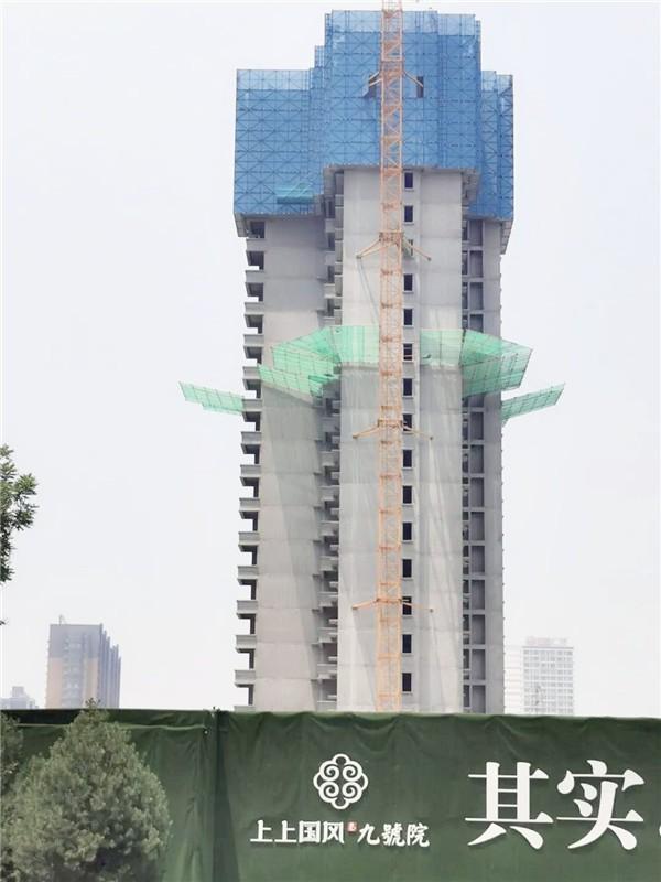 渭南人快来围观!买一楼送大花园的房子,都盖这么高啦……
