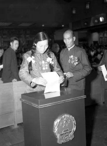 农民申纪兰