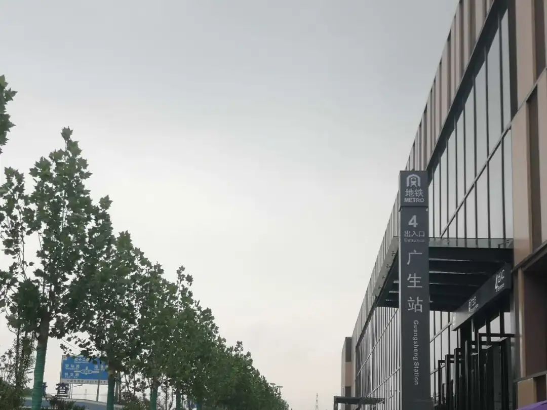 长沙5号线的终点站竟是钓鱼遛娃的好去处,很多人都不知道