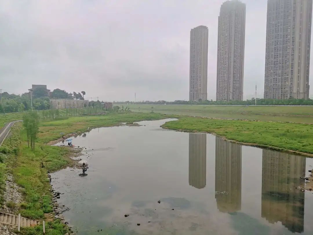 长沙5号线的终点站竟是钓鱼遛娃的好去处,很多人都不知道