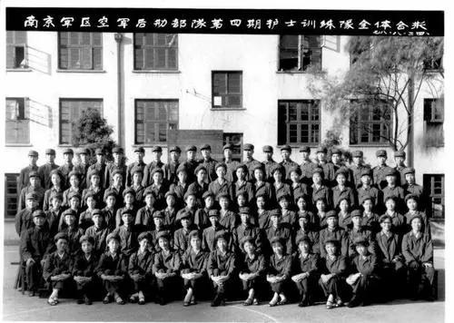 我的帅炸军校毕业照,都是青春的味道