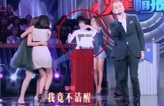 这算“咸猪手”吗?女当事人出来锤了…