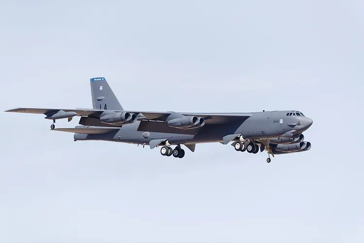 B-52H轰炸机(图源:视觉中国)
