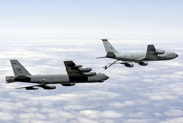 B-52H轰炸机(图源:视觉中国)