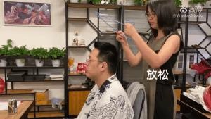 笑晕了!全国网友都在玩衣架,并且发现一个神秘现象!