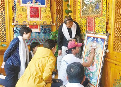 转型谋发展 铺就幸福路
