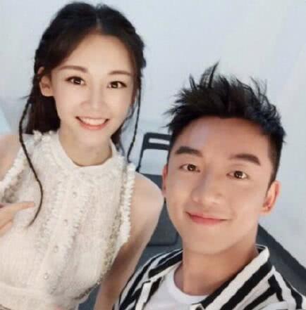 郑恺欠苗苗一个婚礼和一枚钻戒,感恩苗苗的体谅和付出