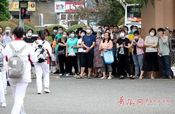 决胜高考丨明天,青岛家长千万别在考场外干这事!