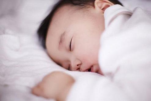 孩子睡眠的4个误区家长了解吗?并非宝宝不想睡,而是你没给机会