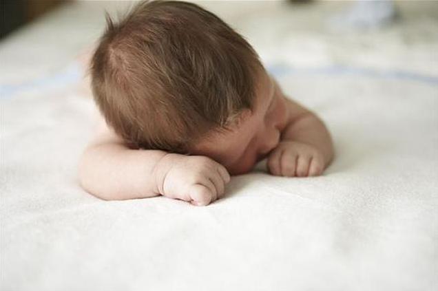 孩子睡眠的4个误区家长了解吗?并非宝宝不想睡,而是你没给机会