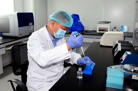 女子身中11刀一尸两命 12年后一个男人嚎啕:是我