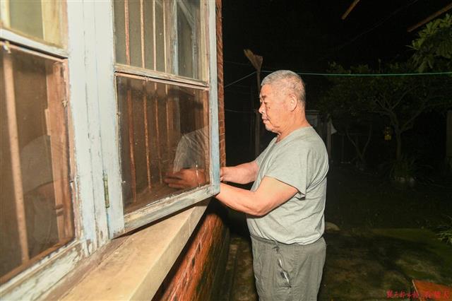 江水逼近，武汉天兴洲400多村民连夜转移