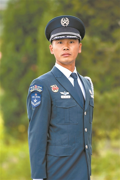 迈向未来 春光无限