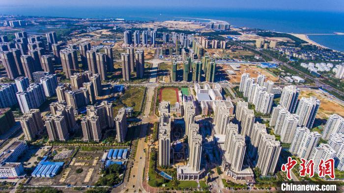 海南整治房地产市场 处罚违规房企中介及骗购个人