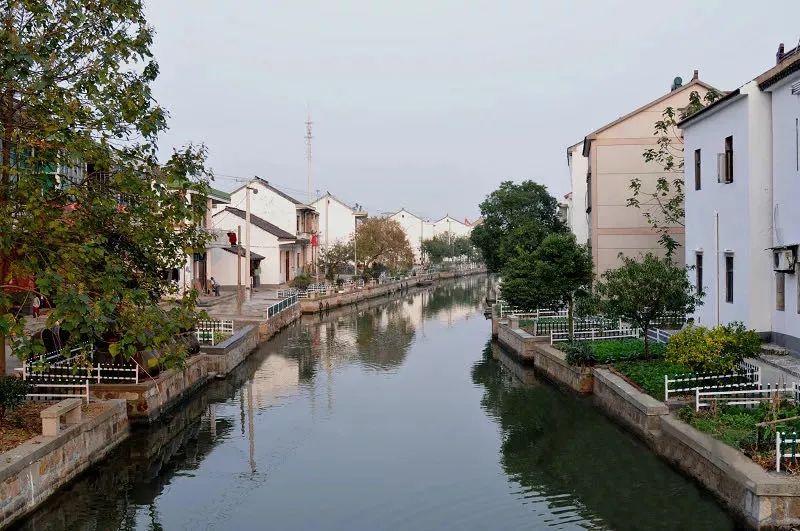 图片来源:太湖七都微信公众号位于苏州吴江区的开弦弓村,是个面积只有