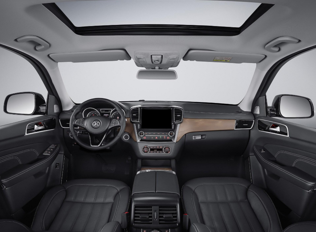 哥!买车不,优惠30万起!有打五折的、还有优惠100万的,买不?买不?买不?