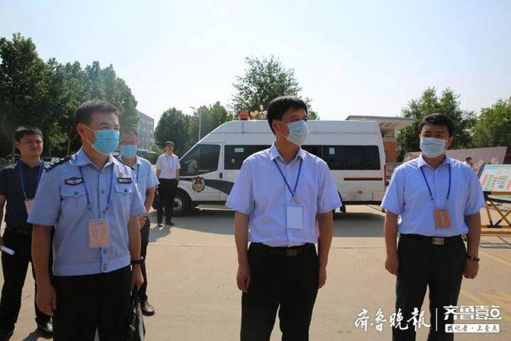 博兴县委书记李守江看望慰问高考安保执勤民辅警