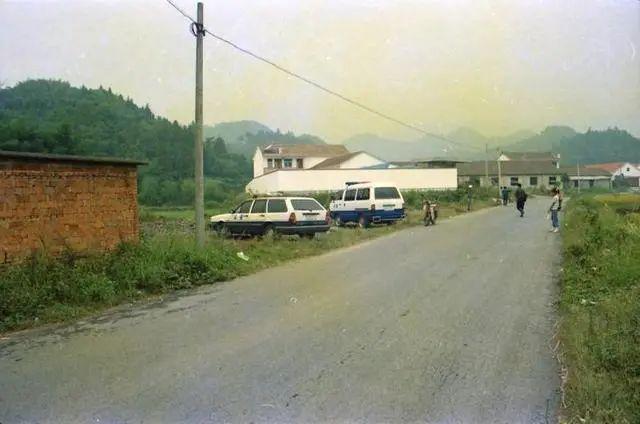 20岁小伙被陌生人拉住大吼,随后倒在血泊中!悲剧竟源于一段“兄妹情”休闲区蓝鸢梦想 - Www.slyday.coM 20岁小伙被陌生人拉住大吼,随后倒在血泊中!悲剧竟源于一段“兄妹情”休闲区蓝鸢梦想 - Www.slyday.coM