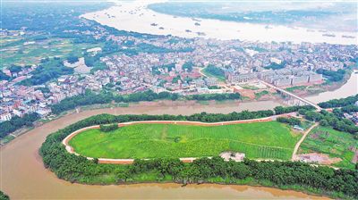 桂平市对大湟江江口段右岸进行整治