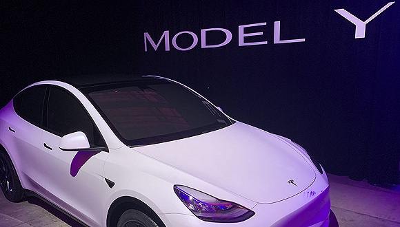 Ϊ㲿װ˹Model Y