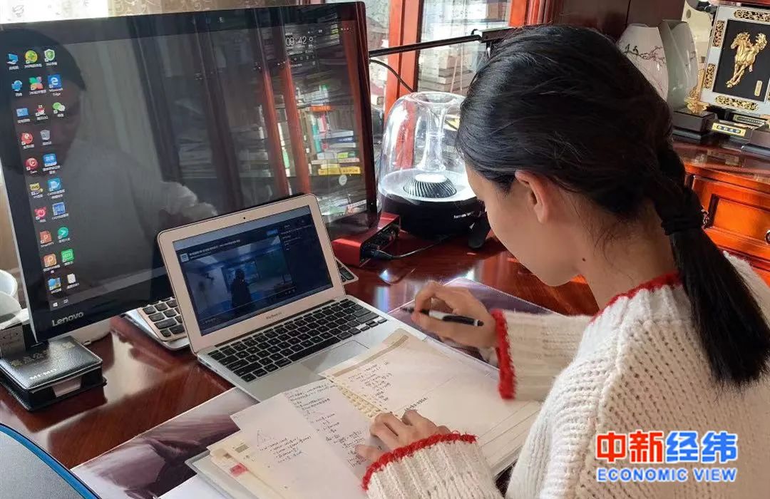 “学霸”网课老师,百万薪资砸出个金饭碗