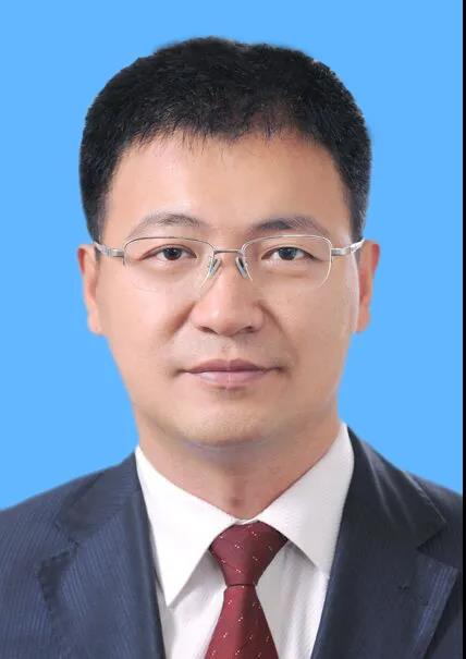 主动投案的“70后”厅官