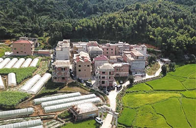 江西乐安命案:搜山逼出嫌犯 其提前藏好摩托车