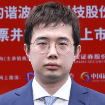 冯斌总经理董事绿的谐波左晶董事长绿的谐波左昱昱路演嘉宾发行价格