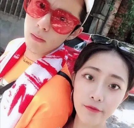 网曝王鹤棣女友!两人疑似大学同学曾有多张亲密合照休闲区蓝鸢梦想 - Www.slyday.coM 网曝王鹤棣女友!两人疑似大学同学曾有多张亲密合照休闲区蓝鸢梦想 - Www.slyday.coM