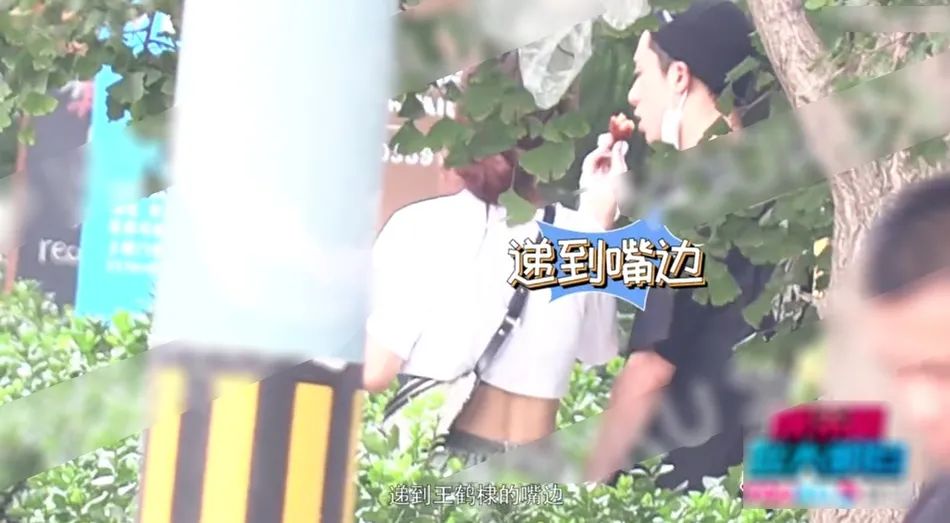 网曝王鹤棣女友!两人疑似大学同学曾有多张亲密合照休闲区蓝鸢梦想 - Www.slyday.coM 网曝王鹤棣女友!两人疑似大学同学曾有多张亲密合照休闲区蓝鸢梦想 - Www.slyday.coM