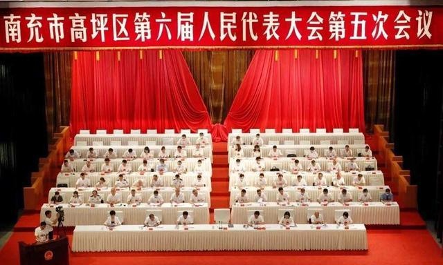 区“两会”议案:紧贴社会热点 传递百姓心声