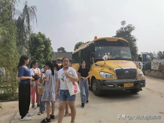 伊河学校走进梦溪姜谷 体验农耕文化
