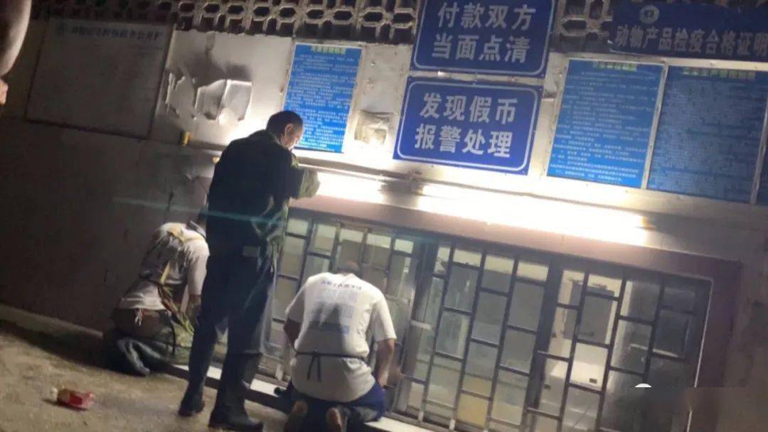 南宁兴宁区回应“屠宰场蹲式收费窗口”:系民企
