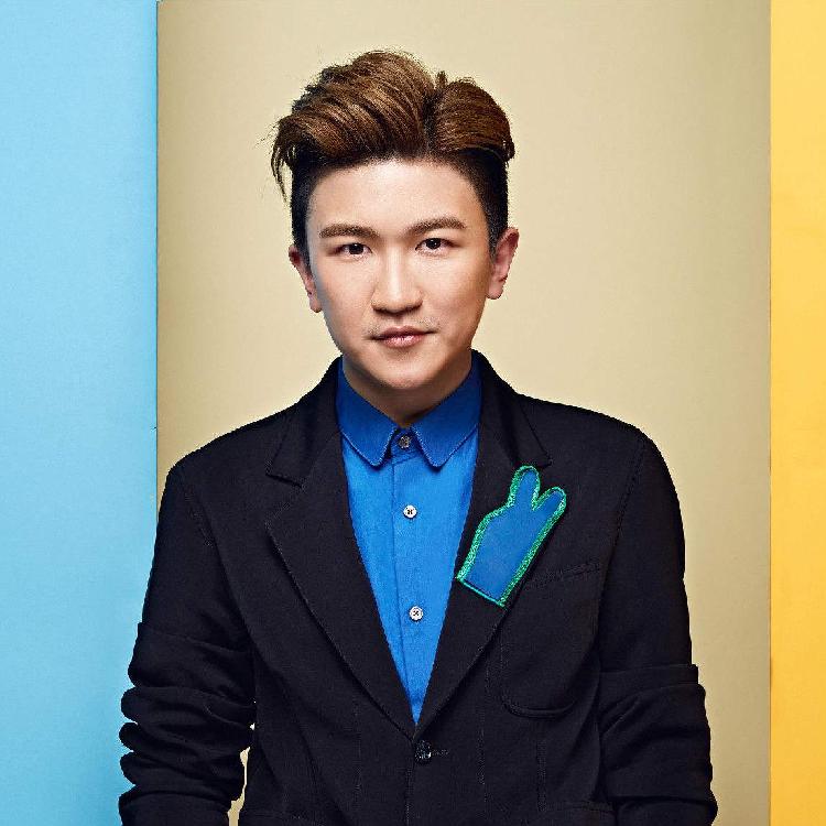 午间星闻休闲区蓝鸢梦想 - Www.slyday.coM 午间星闻休闲区蓝鸢梦想 - Www.slyday.coM