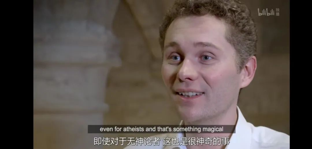 《古教堂大救援:争分夺秒拯救巴黎圣母院》影评:一年前全球刷屏的热搜,终于被拍出来了