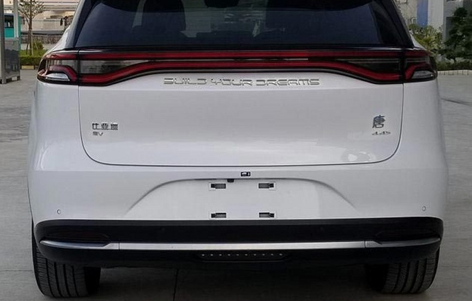 比亚迪新款唐EV实车曝光 搭刀片电池 27.95万起售 四季度就能买