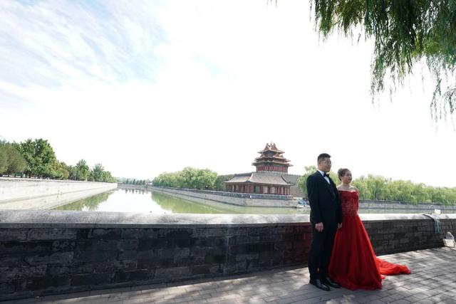 故宫拍婚纱照_北京故宫图片